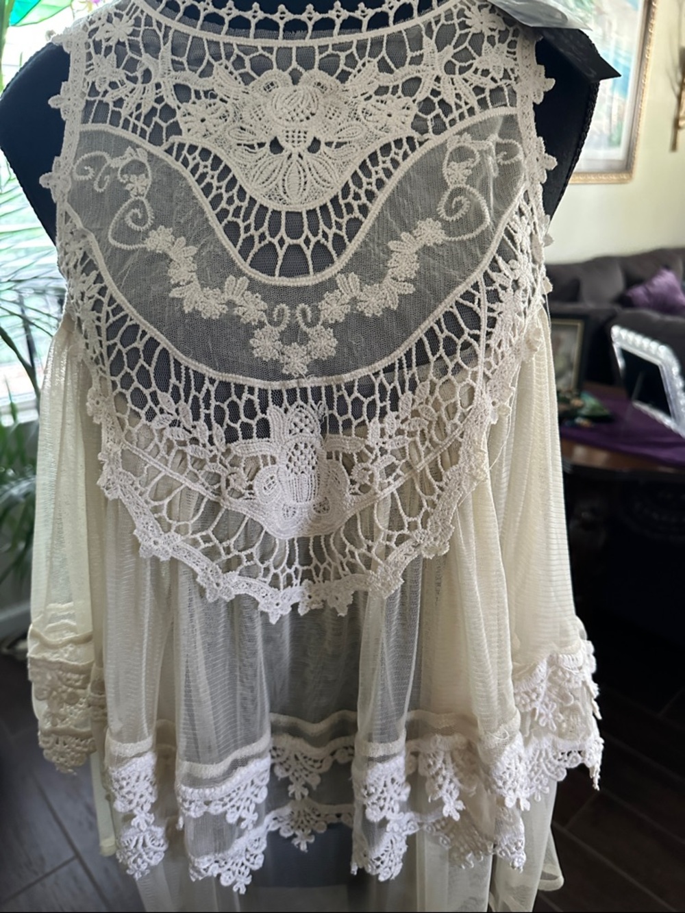 Sheer Ivory Crochet Lace Peplum Tunic - Picture 5 of 6